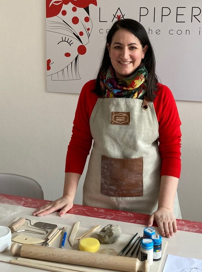 Marina D'Eredità nel suo “La Piperita lab” a Fagnano Olona