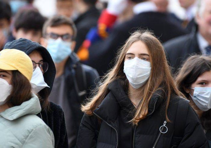 Lombardia da oggi in zona arancione: ecco che cosa si può fare e che cosa no