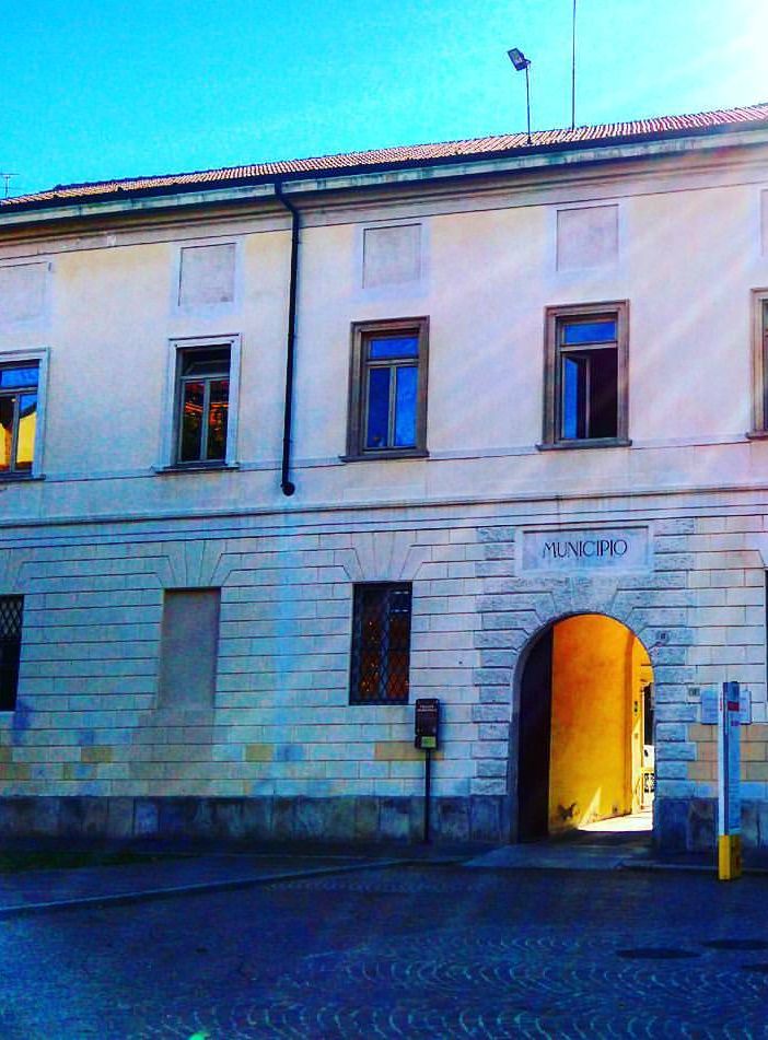 Elezioni a Busto, prove di dialogo nel centrodestra. Ma nessuno cambia idea