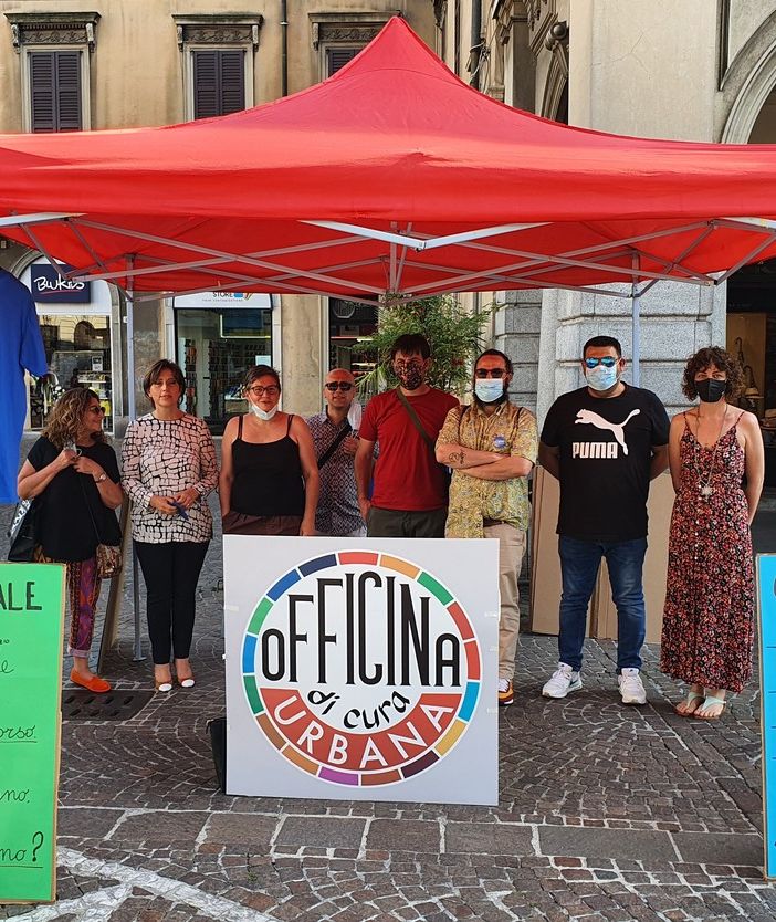 Officina di cura urbana in piazza a Gallarate contro l'ospedale unico