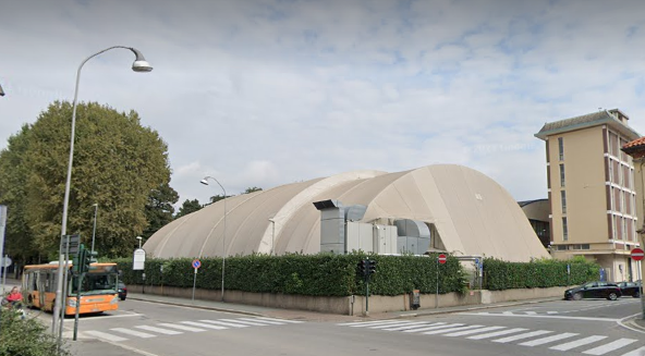 Irruzione al Palariosto e rapina ai danni di due quattordicenni: quattro minorenni denunciati dalla polizia