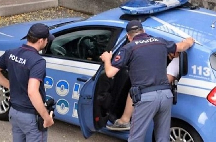 Notti brave in centro a Busto: gruppo di ragazzini si ribella ai controlli della polizia