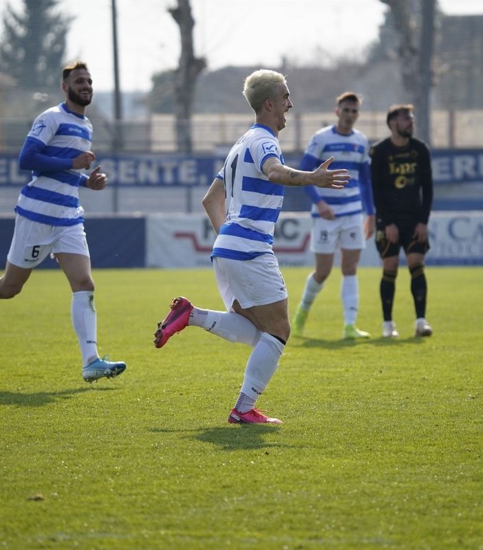 Kolaj irresistibile, con Latte Lath duetto perfetto (foto di Marco Giussani)