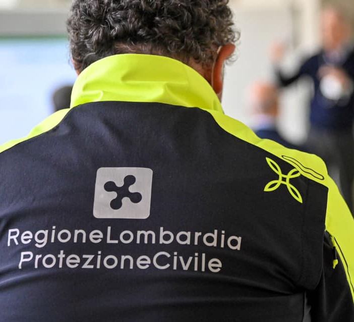 Nuovi mezzi e attrezzature per la Protezione civile: dalla Regione fondi per dieci gruppi della provincia di Varese