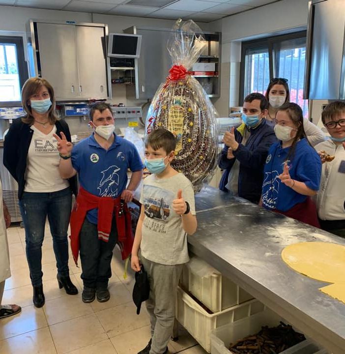 Un super uovo di Pasqua per i ragazzi delle Cuffie Colorate Pad