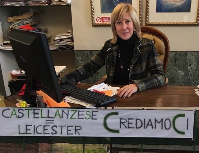 La città di Castellanza partecipa alle imprese della squadra di calcio. La sindaca Mirella Cerini è iscritta al fan club