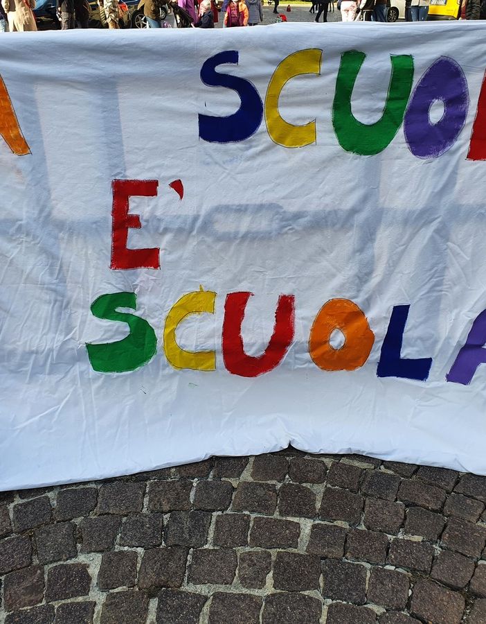 Il ministro: «Nessun ripensamento sul ritorno a scuola in presenza»