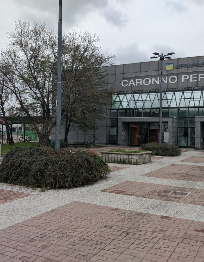 Quindicenne rapinato in stazione: gli strappano la collanina dal collo