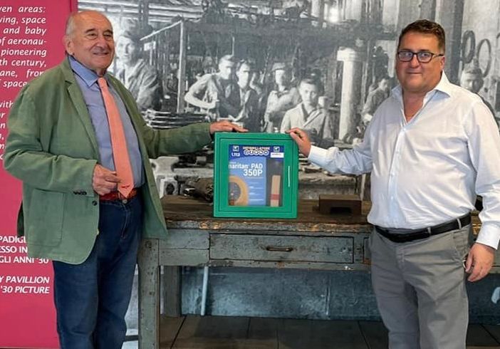Un defibrillatore per Volandia: grazie al cuore di uno sponsor