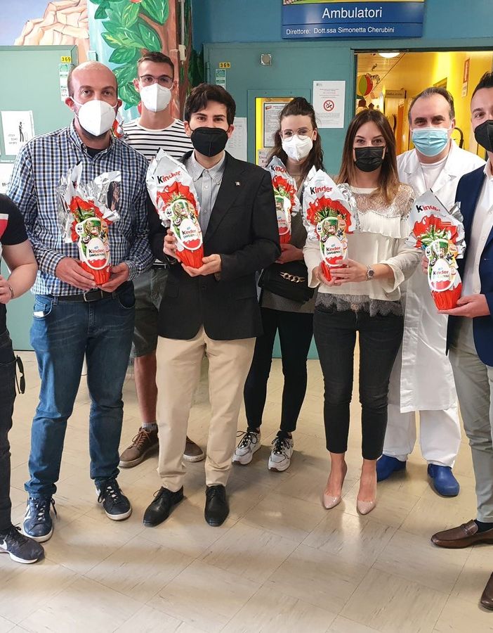 Dalla Lega Giovani Busto uova di cioccolato per i piccoli pazienti della pediatria