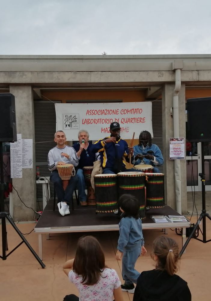 “Oltre i muri con gioia”: festa multietnica al Centro Pertini-Il salice di Mazzafame