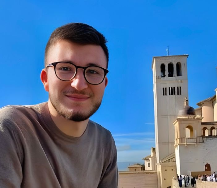 Venerdì l'addio a Luca Re Sartù