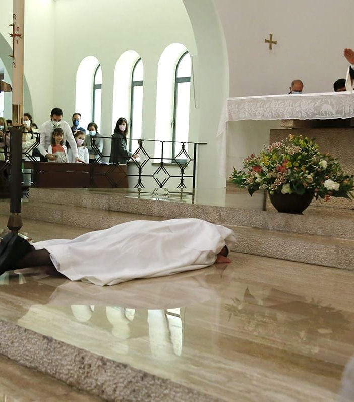 Maria Chiara sceglie la clausura a 33 anni: «La vocazione ti capita, non lo decidi tu»
