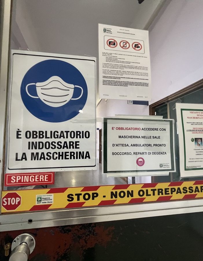 Le mascherine &quot;resistono&quot; all'ospedale di Busto
