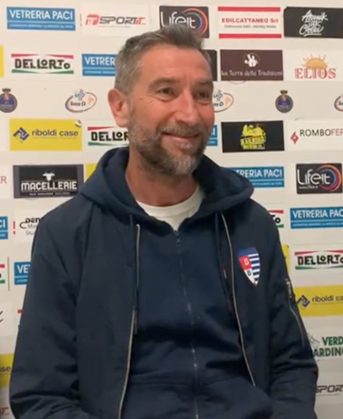 Massimo Sala si lascia andare a un sorriso dopo la quarta vittoria