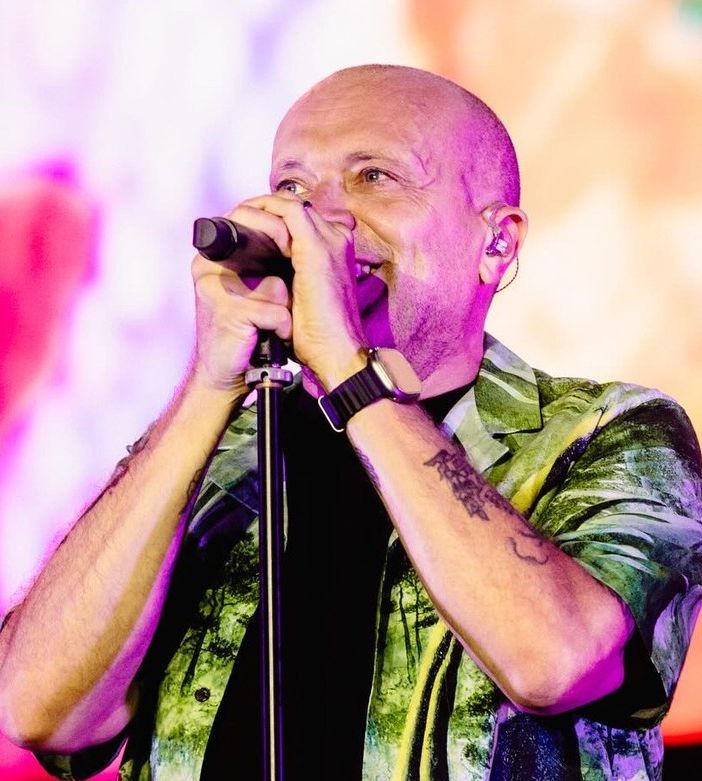 foto dal profilo ufficiale Fb di Max Pezzali
