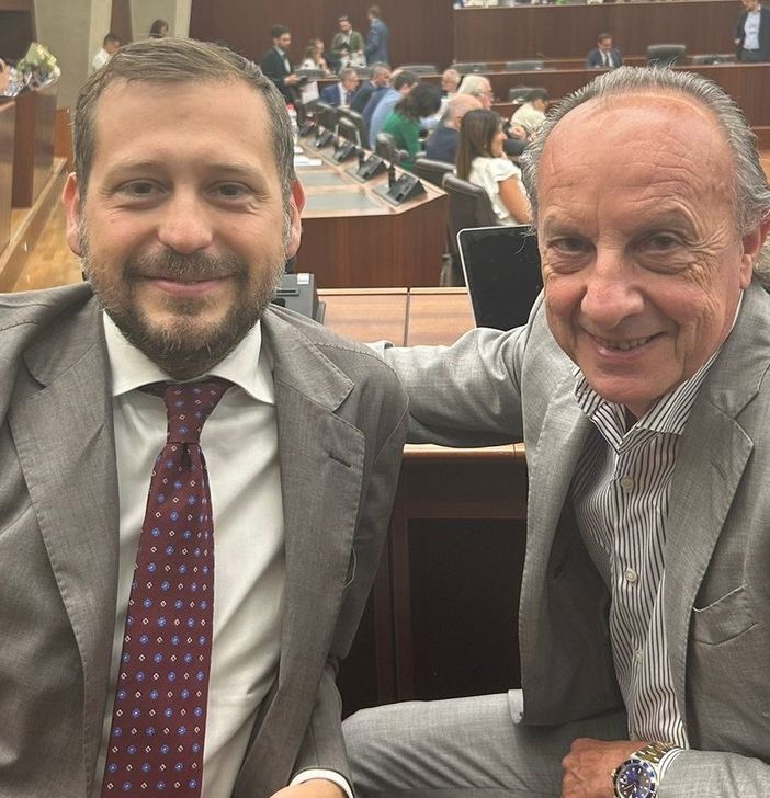 Da sinistra, Monti e Anelli