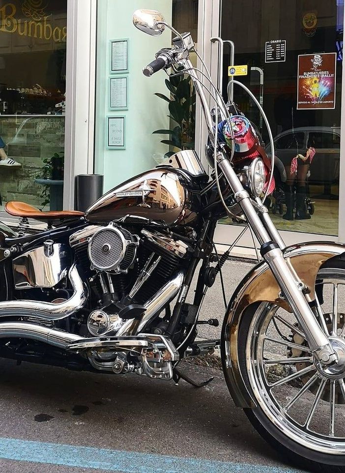 Rombano i motori della solidarietà: l'aperitivo dei bikers festeggia dieci anni