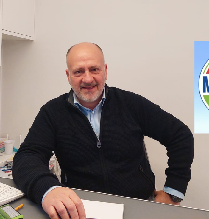 VIDEO. Montano presenta il nuovo simbolo: «Mi ricandido con fiducia, rispetto e passione»