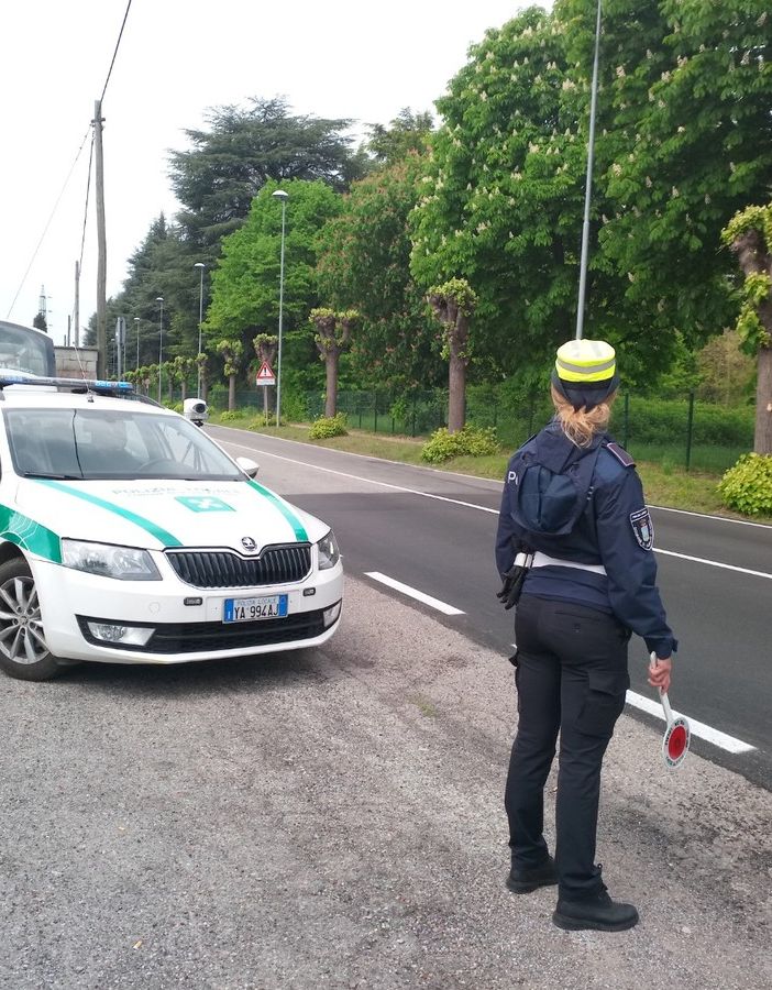 Polizia locale di Olgiate in azione