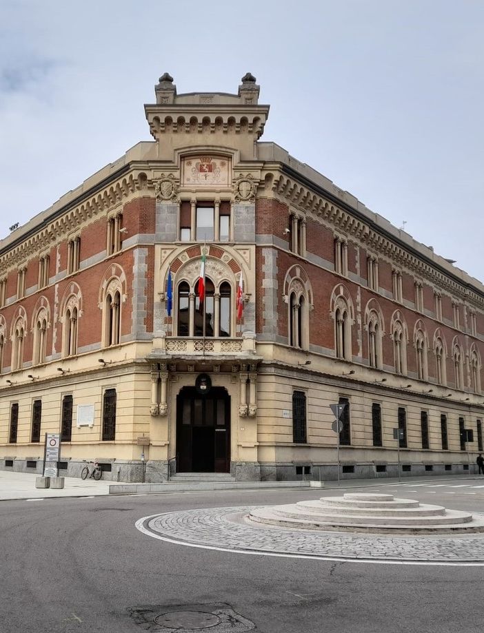Legnano, anche l’ufficio Istruzione a Palazzo Malinverni