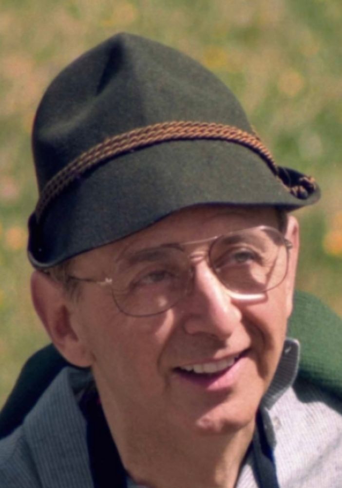 «Maestro Paolo... Quante pazienza e dolcezza nel domare il coro. Ora vogliamo cantare per te»