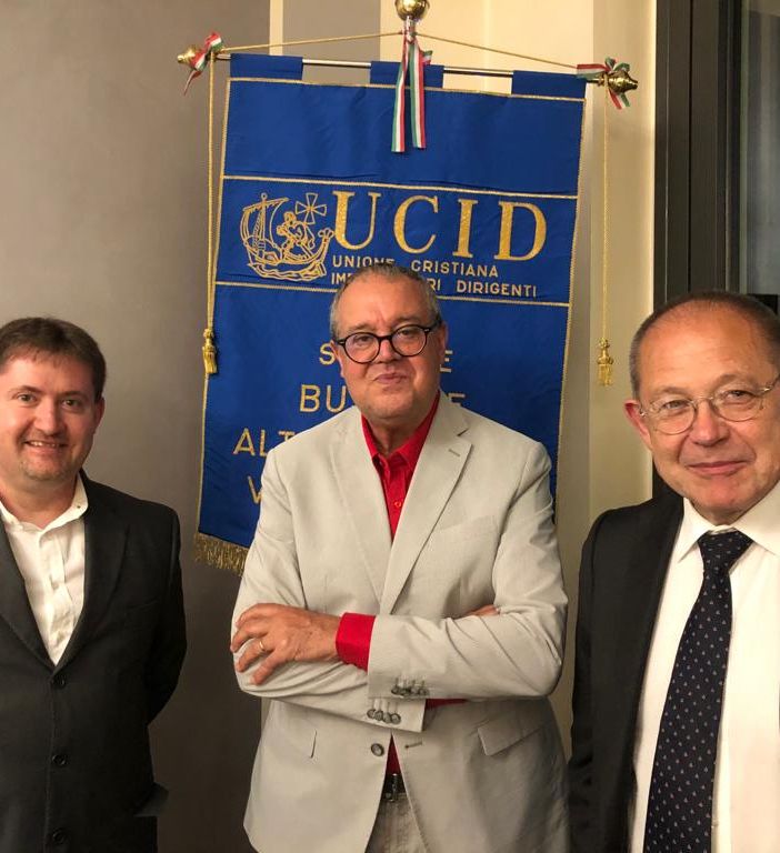 Il professor Petrosino all’Ucid: «Dobbiamo diventare migliori, non i migliori»