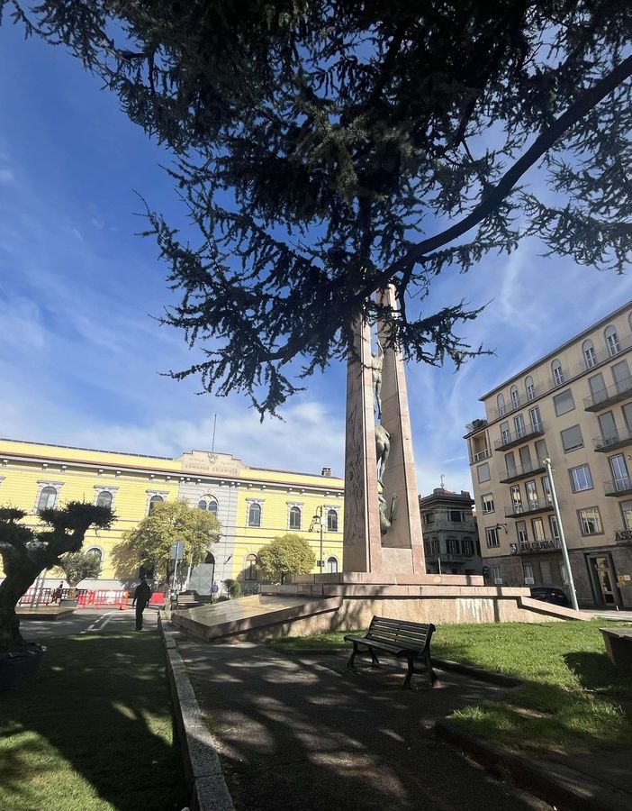 Nove giorni e una piazza da vivere minuto per minuto