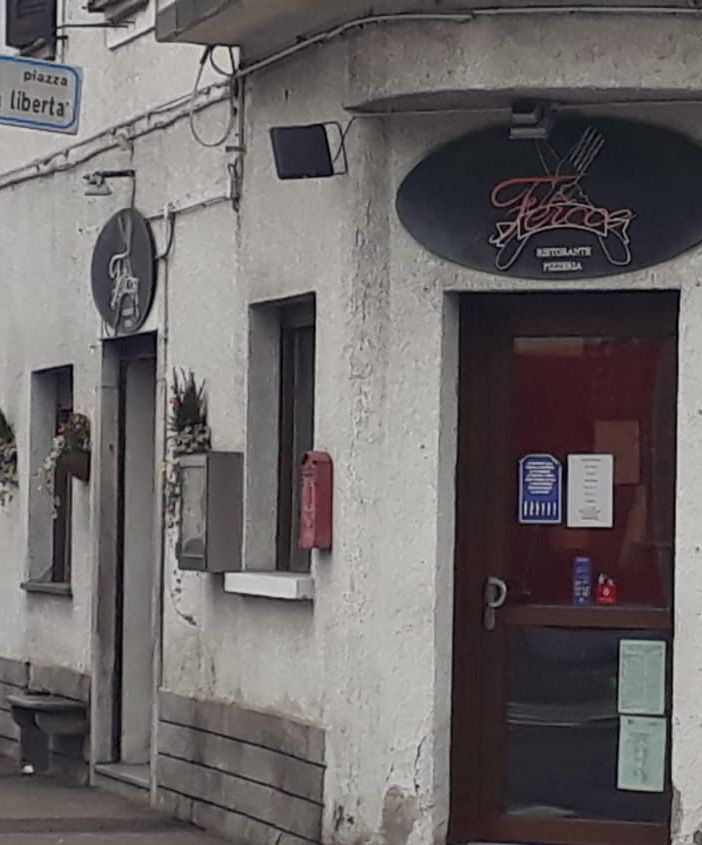 I problemi dei ristoratori, tra bollette, materie prime e pochi clienti. «Difficoltà anche a farci consegnare la legna»