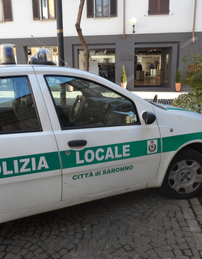 A spasso in centro con l’ascia