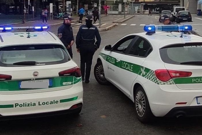 La Polizia locale di Rho seda una rissa in un locale di via Garibaldi
