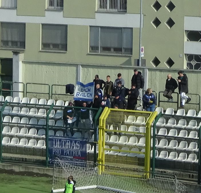 Gli ultras, tra i pochi accanto ai tigrotti anche a Vercelli fino all'ultimo