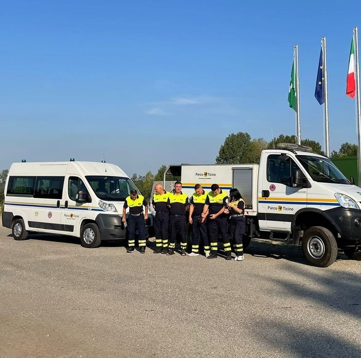Lotta agli incendi boschivi in Sicilia: in campo anche i volontari del Parco del Ticino