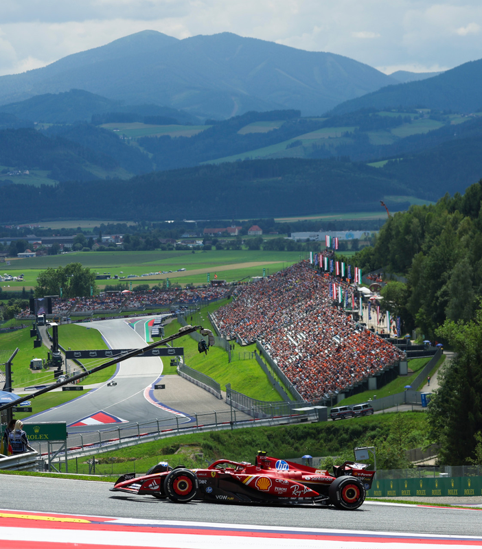 Foto da Scuderia Ferrari HP Facebook Account