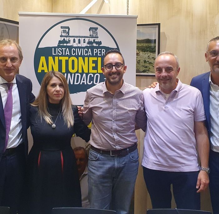 Da sinistra, Antonelli, Moschitta, Artusa, De Vita e Iadonisi