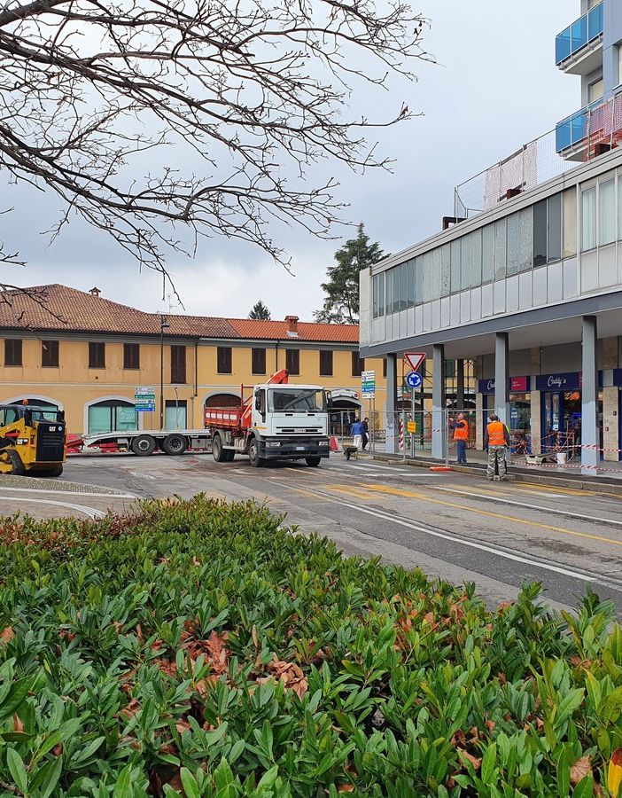 I lavori alla rotonda di piazza San Michele uno degli ultimi provvedimenti viabilistici