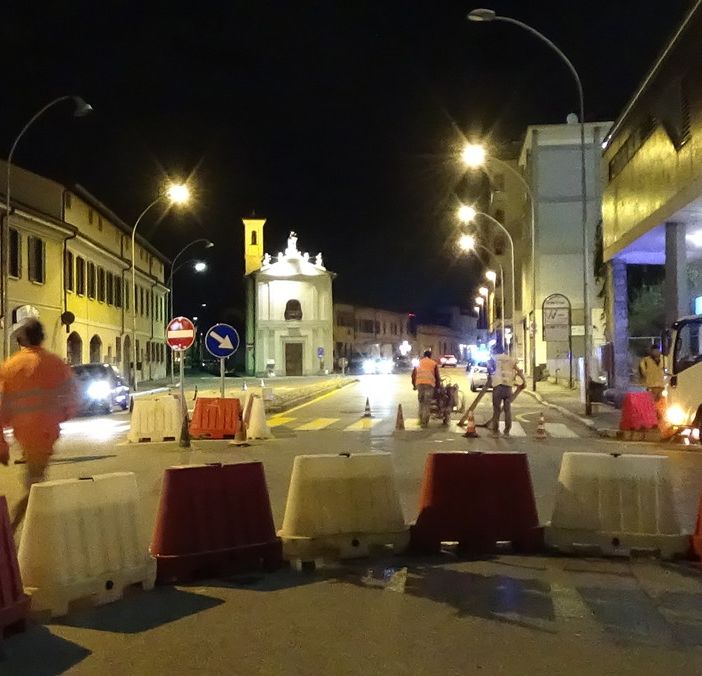 Pronti, partenza... rotonda. Piazza San Michele si sveglia con la nuova viabilità