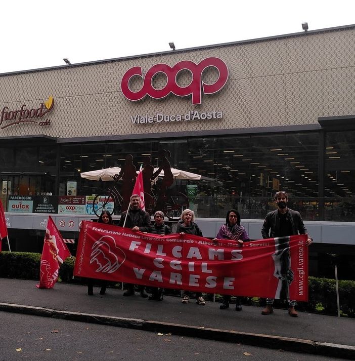 Sciopero per la sicurezza alla Coop di Busto
