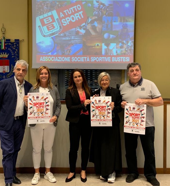 La presentazione in Comune