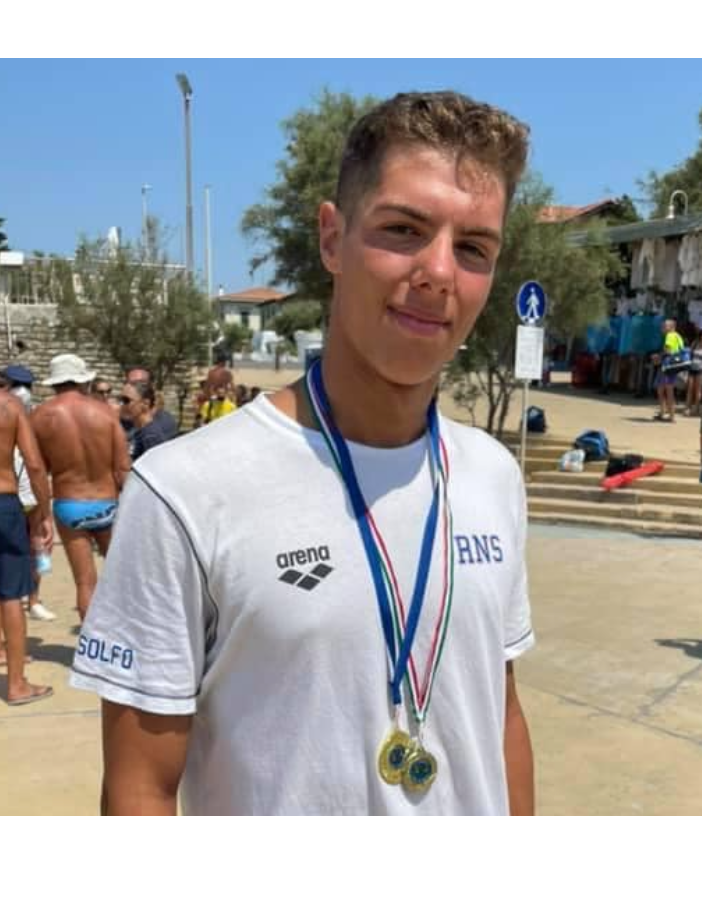 Stefano Ghisolfo felice a Piombino - per cortesia di papà Roberto