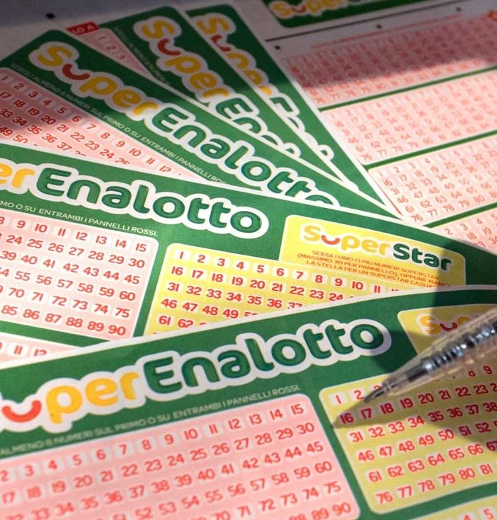 Superenalotto: a Parabiago super vincita con un 5+1 da oltre 700mila euro