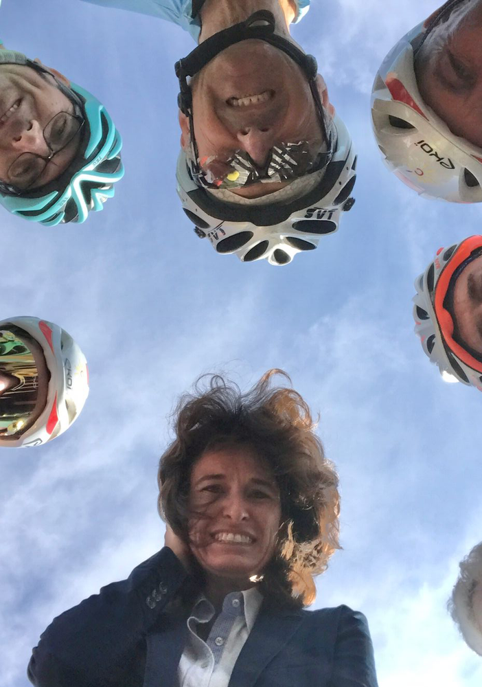 «Avete fatto del bene divertendovi. Grazie, &quot;ragazzi&quot; del Giro dei Campioni»