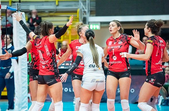 Uyba per la “remuntada” a Istanbul