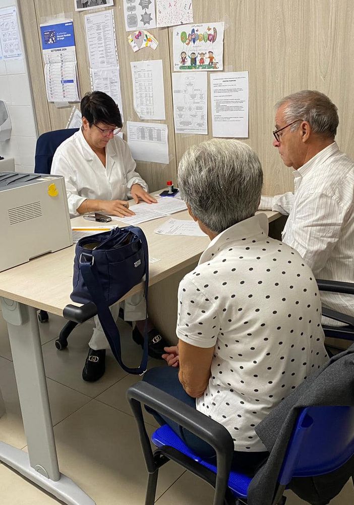 Ottocento vaccinazioni in due giorni all'Asst Valle Olona