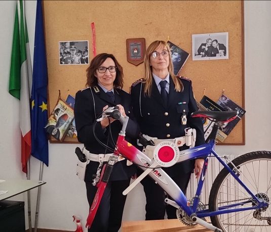 Piccoli ladri di parti per biciclette a Parabiago