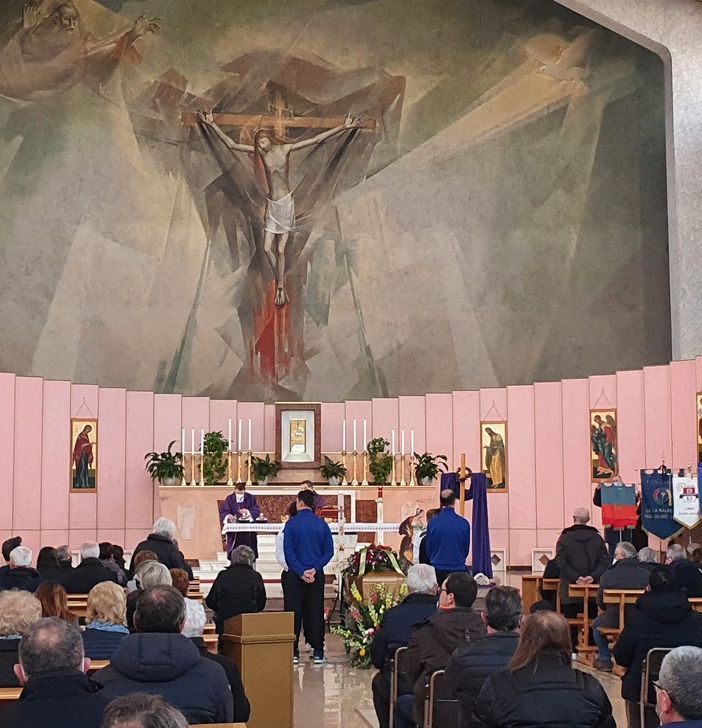 Il saluto commosso degli arbitri di Busto a Vincenzo Vergerio: «Quel tuo “Mai paura!” è un insegnamento di vita»
