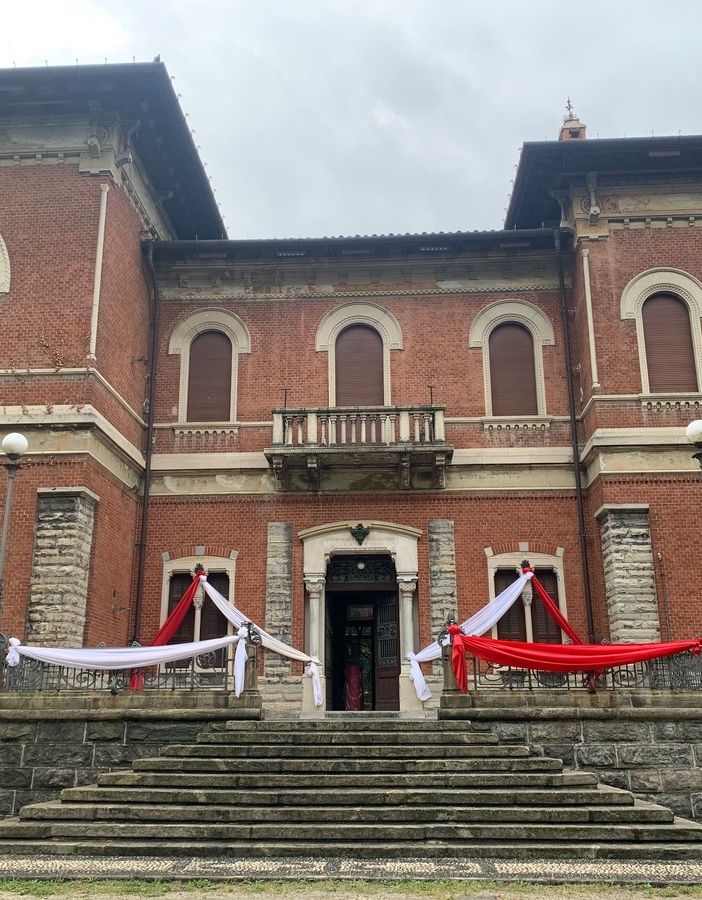 Villa Tosi pronta alla patronale (foto del Comune) e Giorgio Paglini