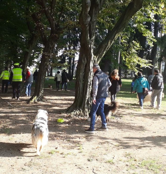 In tanti per il ritorno della Zampettata d'Autunno di Olgiate