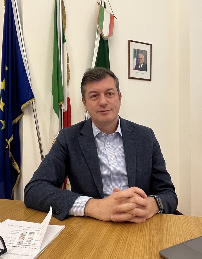 Gorla Maggiore festeggia 18 novantenni. Ma a preoccupare è il calo dei nati