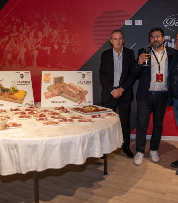 A casa Uyba un... goloso dopopartita con i prodotti del Salumificio Colombo (servizio fotografico a cura di PhotoSport&amp;More)